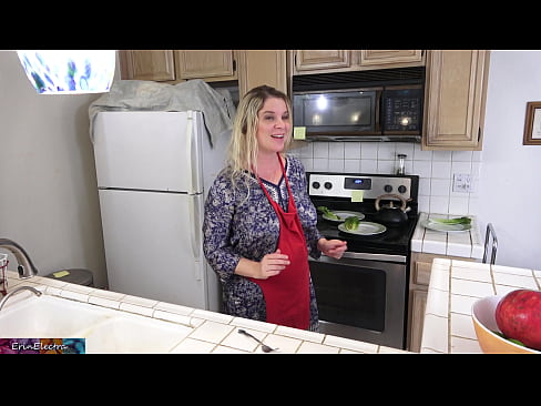 ❤️ Stepmom milking anjeunna di dapur saméméh tanggal na ❤ video porno dina su.pinkporno.ru ❤